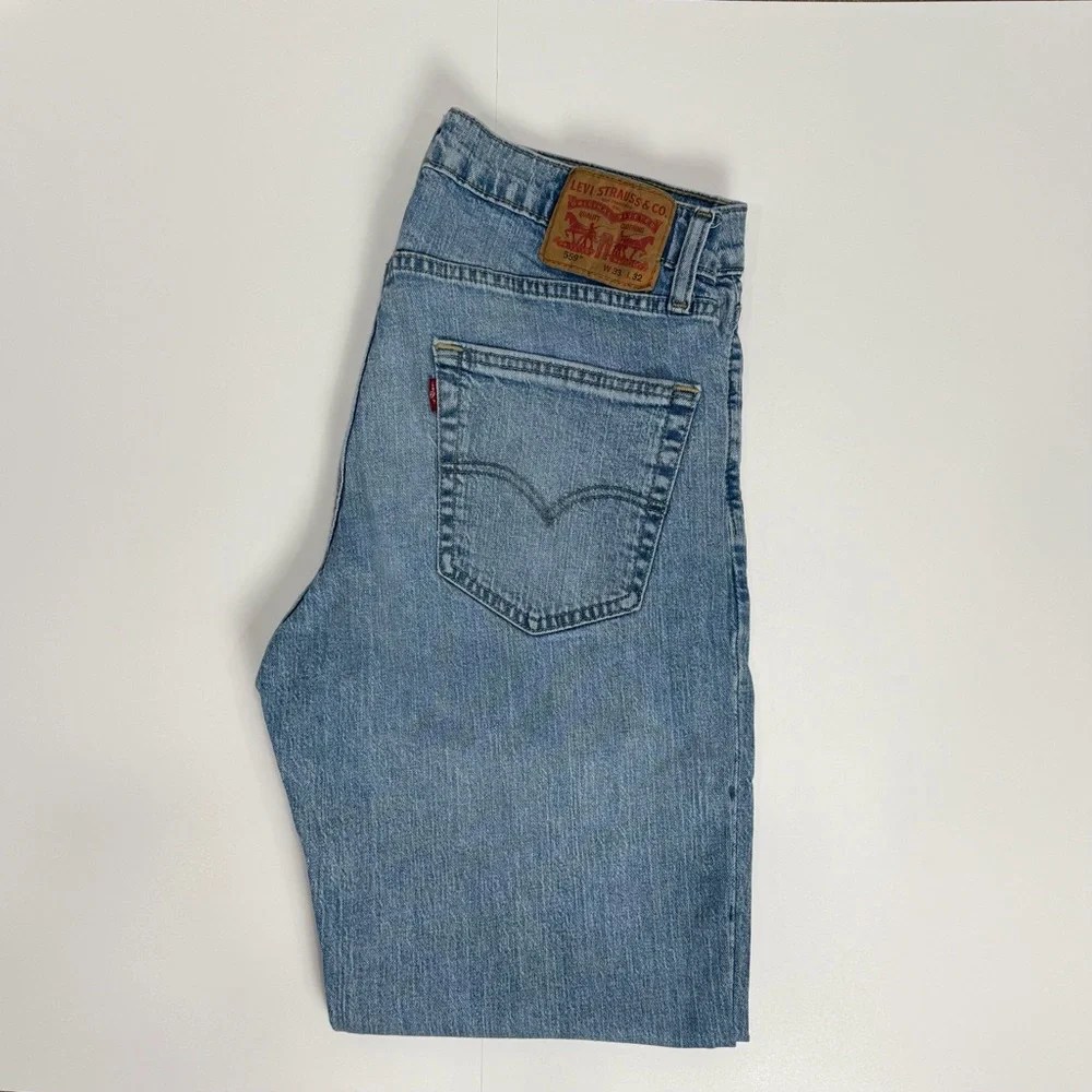 Levi's Men's Light Blue Classic Straight Jeans 559 33x32